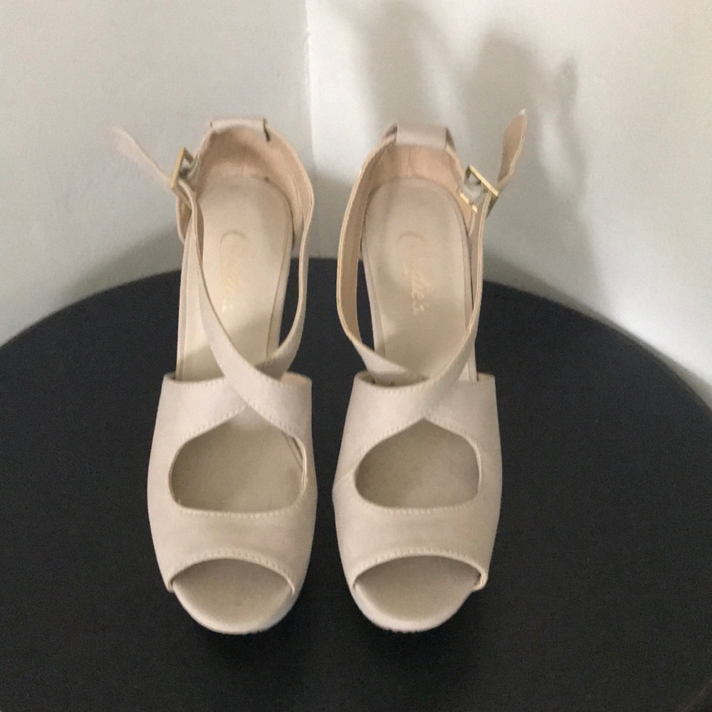 Candies beige wedge - Never worn